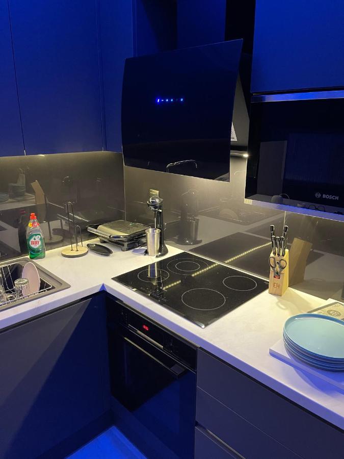 Luxury 3 Bedroom Apartment In Kiato Center Bagian luar foto